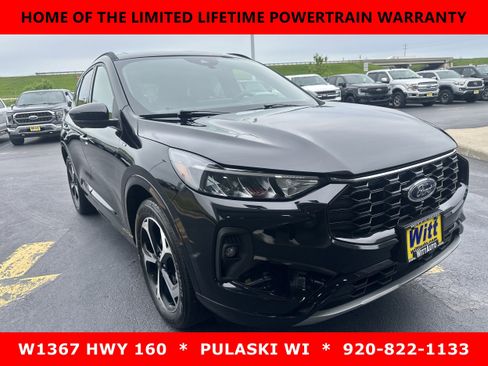 Used 2023 Ford Escape ST-Line Select w/ Tech Pack #2 AWD/4WD image 3