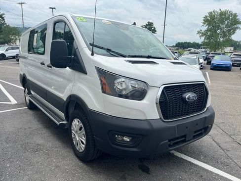 Used 2025 Ford Transit 250 Low Roof w/ Exterior Upgrade Package RWD image 6