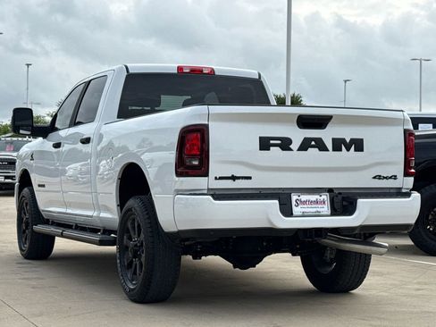 New 2026 RAM 2500 Big Horn AWD/4WD image 7