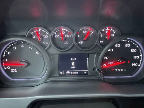 Used 2025 Chevrolet Silverado 2500 Custom w/ Custom Value Package image 28