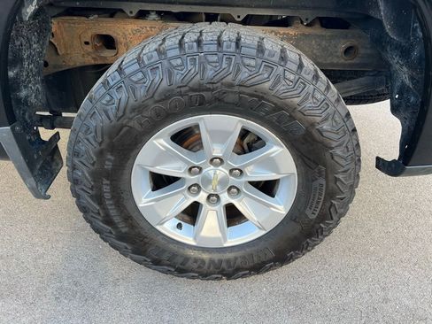 Used 2021 Chevrolet Silverado 1500 LT image 14