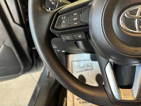 Used 2020 Toyota Yaris LE FWD image 11