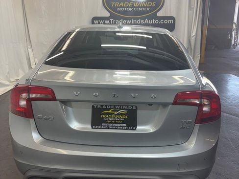 Used 2017 Volvo S60 T5 Dynamic w/ Vision Package AWD/4WD image 5