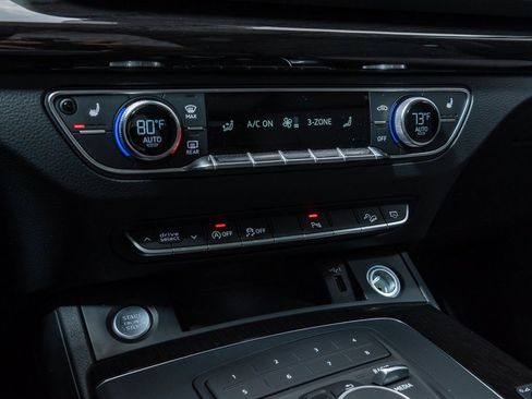 Used 2018 Audi Q5 2.0T Premium Plus w/ Premium Plus Package image 18