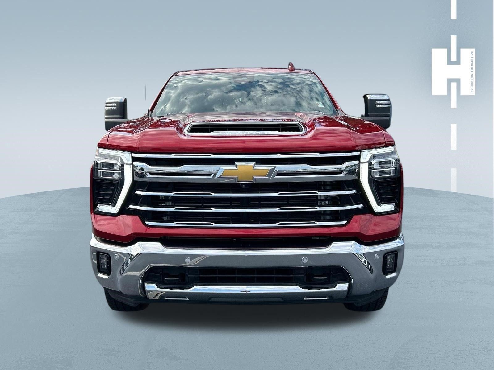 Used 2024 Chevrolet Silverado 2500 LTZ w/ LTZ Plus Package AWD/4WD image 2