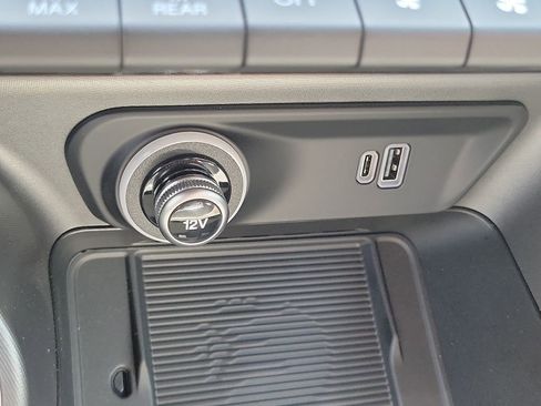 New 2024 Alfa Romeo Tonale Speciale image 12