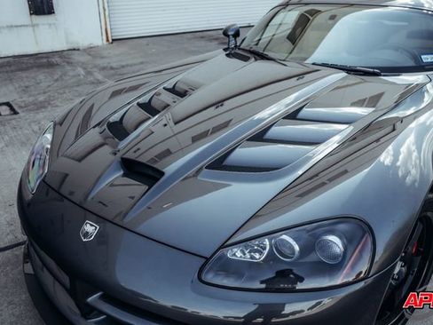 Used 2009 Dodge Viper ACR RWD image 28