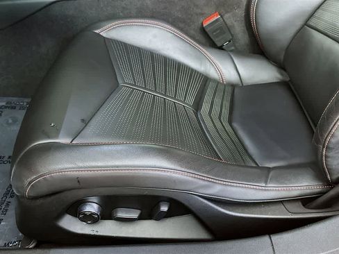 Used 2020 Chevrolet Corvette Stingray Premium Cpe w/ 3LT image 27