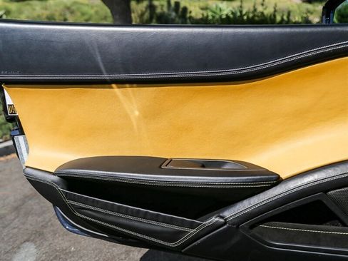 Used 2013 Ferrari 458 Spider RWD image 51