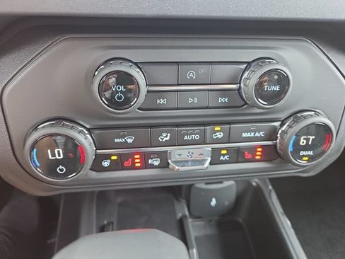 New 2026 Ford Bronco Outer Banks AWD/4WD image 13