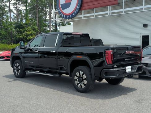 Used 2025 GMC Sierra 2500 Denali AWD/4WD image 4