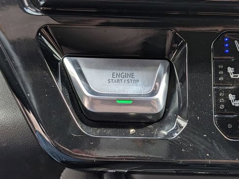 Used 2024 GMC Sierra 1500 Denali image 18