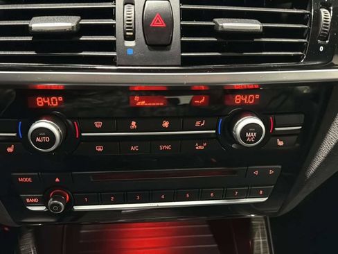 Used 2017 BMW X3 xDrive28i AWD/4WD image 32