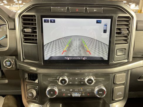 Used 2022 Ford F150 XLT w/ Equipment Group 302A High image 24