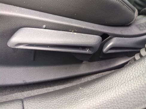 New 2026 Honda Civic Sport image 18