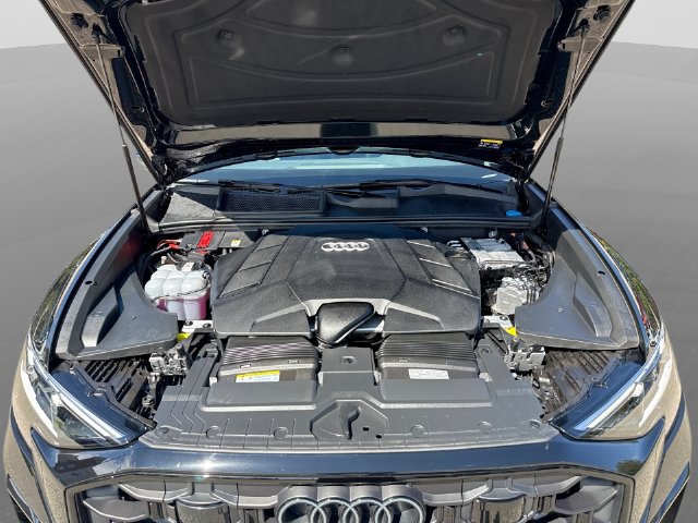 Used 2025 Audi Q8 Premium Plus w/ Premium Plus Package AWD/4WD image 21