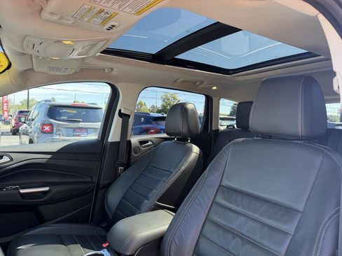 Used 2016 Ford Escape Titanium AWD/4WD image 15