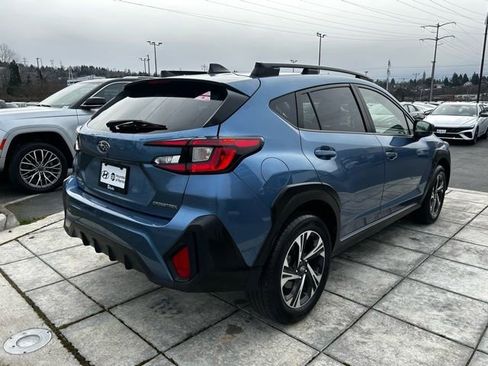 Used 2024 Subaru Crosstrek 2.0i Premium image 5