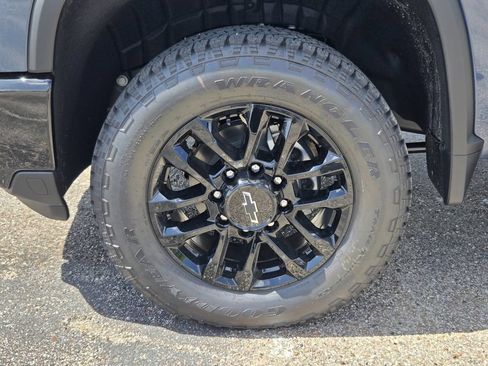 New 2026 Chevrolet Silverado 2500 Custom w/ Custom Value Package AWD/4WD image 14