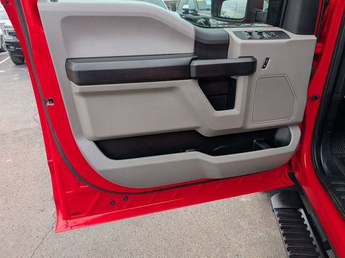 Used 2021 Ford F250 XL w/ Power Equipment Group image 22