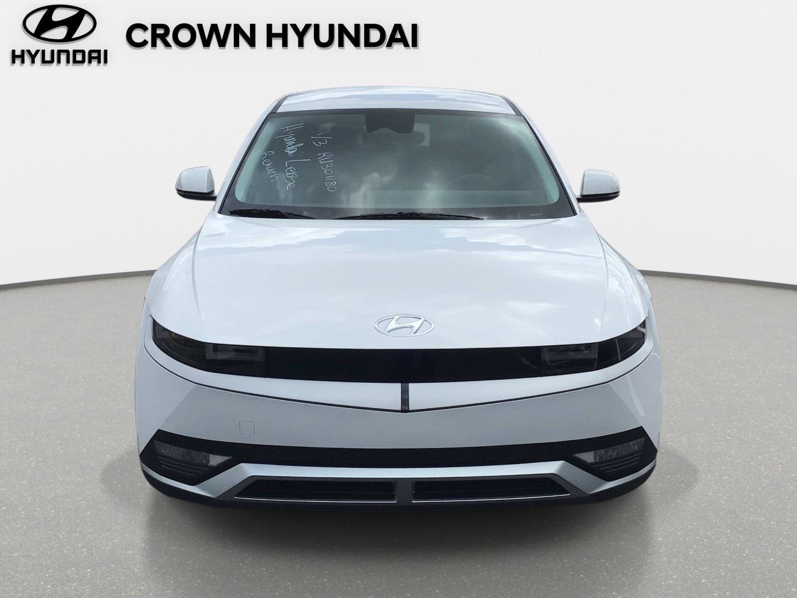 Used 2024 Hyundai Ioniq 5 SE RWD image 2