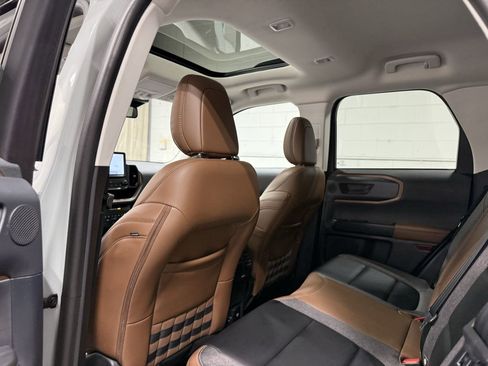 Used 2024 Ford Bronco Sport Outer Banks w/ Tech Package image 17