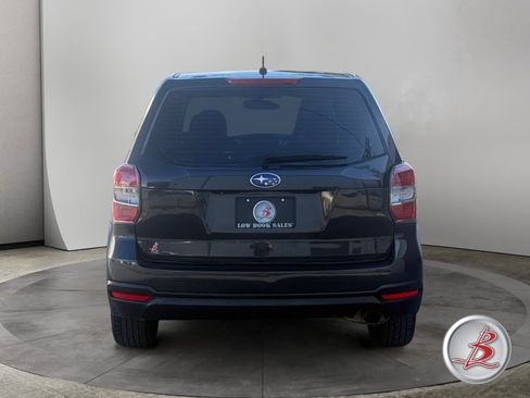 Used 2015 Subaru Forester 2.5i AWD/4WD image 6