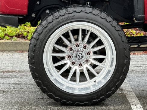 Used 2023 GMC Sierra 2500 Denali w/ Denali Ultimate Package image 24