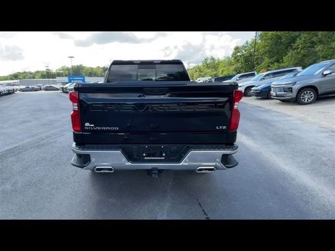 Used 2024 Chevrolet Silverado 1500 LTZ w/ LTZ Premium Package image 9