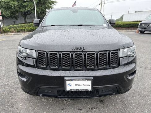 Used 2020 Jeep Grand Cherokee Altitude AWD/4WD image 14