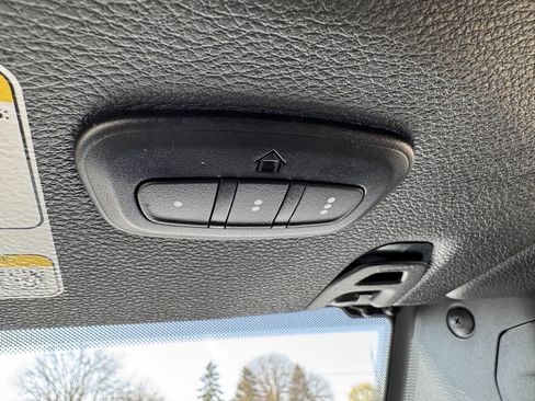 Used 2024 Jeep Wrangler Unlimited Sahara w/ Technology Group AWD/4WD image 23