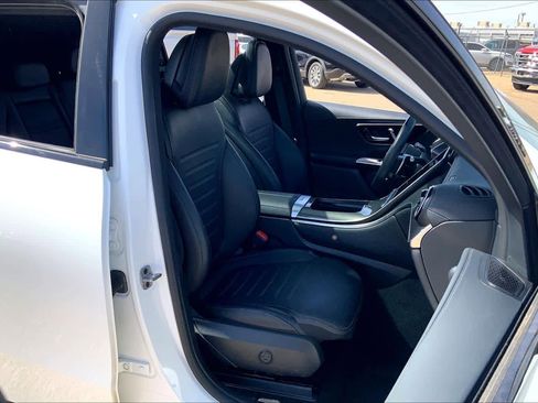 Used 2025 Mercedes-Benz GLC 43 AMG 4MATIC image 9