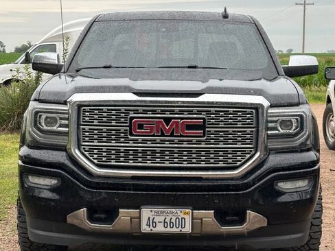 Used 2017 GMC Sierra 1500 Denali AWD/4WD image 1