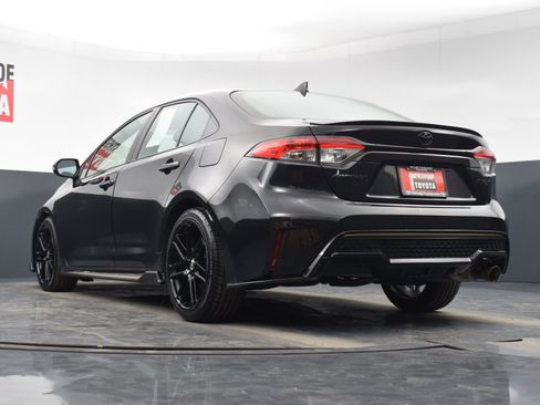 Used 2022 Toyota Corolla SE w/ Carpet Mat Package (TMS) image 27