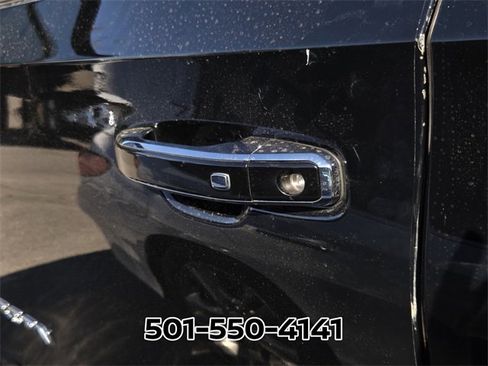 Used 2021 Chevrolet Suburban Premier w/ Premium Package image 11