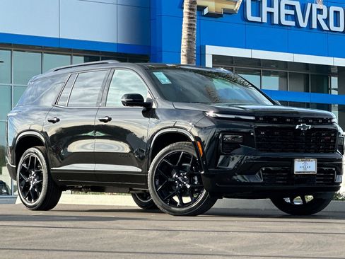 New 2026 Chevrolet Traverse RS w/ LPO, Illumination Package image 2