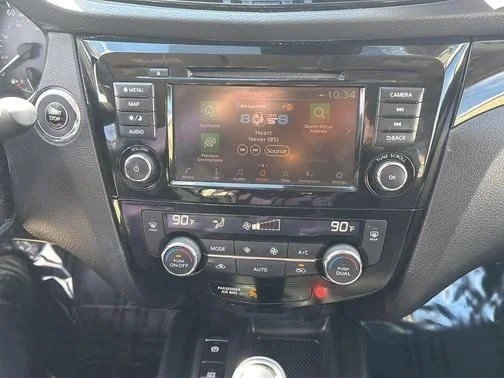 Certified 2022 Nissan Rogue Sport SL AWD/4WD image 17