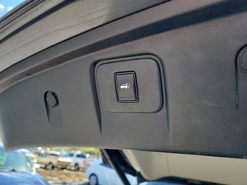 Used 2022 Nissan Murano SL image 9