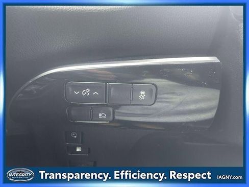 Certified 2021 Toyota Prius Prime XLE image 20