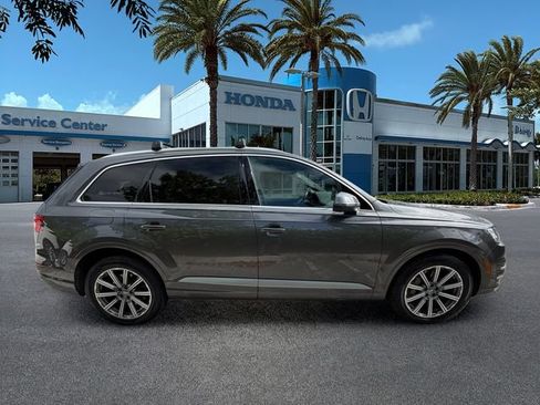 Used 2018 Audi Q7 3.0T Prestige w/ Prestige Package AWD/4WD image 9
