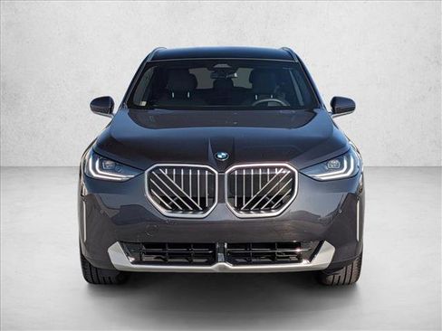 Used 2025 BMW X3 xDrive30i w/ Convenience Package AWD/4WD image 2