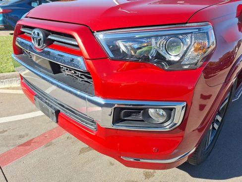 Used 2020 Toyota 4Runner Limited image 10