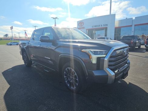 Certified 2025 Toyota Tundra Limited AWD/4WD image 1