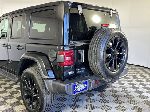 Certified 2025 Jeep Wrangler Unlimited Sahara AWD/4WD image 48
