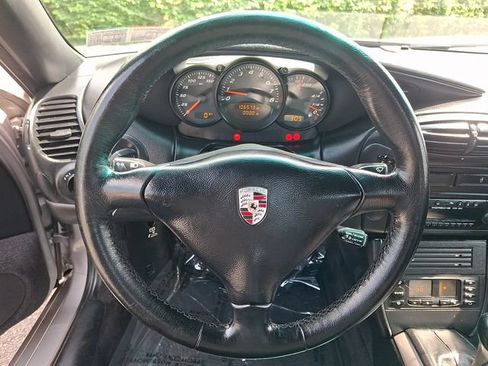 Used 2001 Porsche Boxster RWD image 16