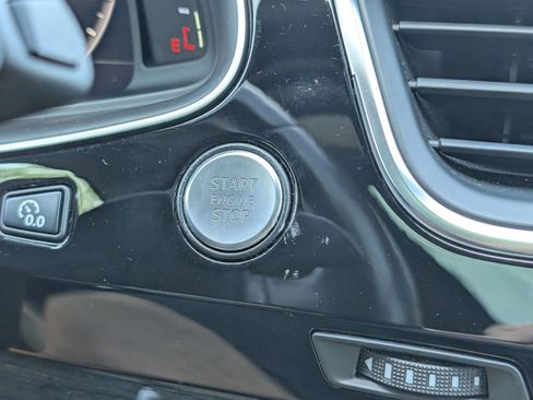 Used 2018 Audi Q7 3.0T Premium Plus w/ Premium Plus Package image 11