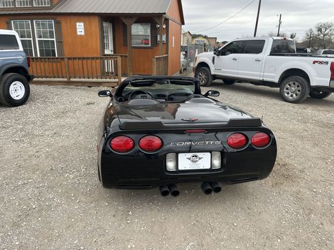 Used 1998 Chevrolet Corvette Convertible w/ Memory Pkg RWD image 4