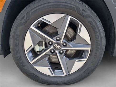Used 2025 Hyundai Tucson SEL FWD image 25