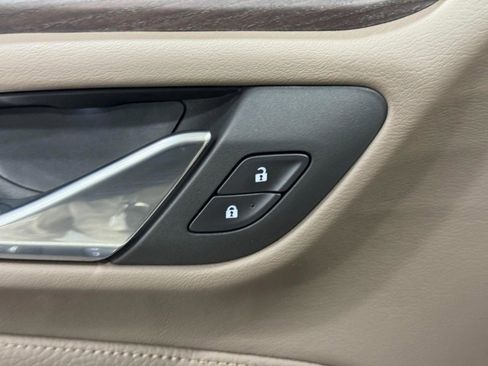 Used 2023 GMC Yukon Denali w/ Denali Reserve Package image 26