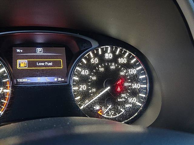 Used 2018 Nissan Pathfinder SL FWD image 9